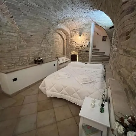 La Grottina Apartment *